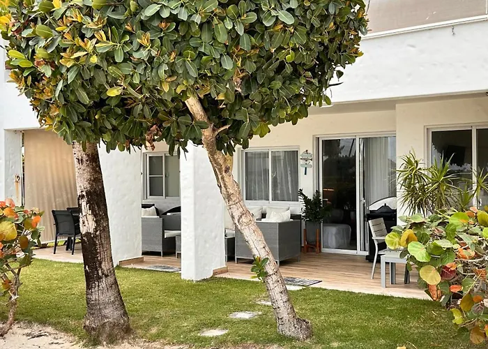 Stanza Mare Beach Front